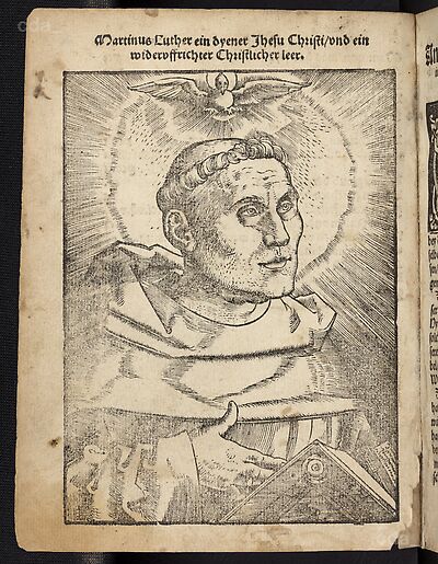 Martin Luther als Augustinermönch im Ordenshabit, Halbfigur nach rechts gewandt, im Strahlenkranz, mit Buch, Nimbus und Taube