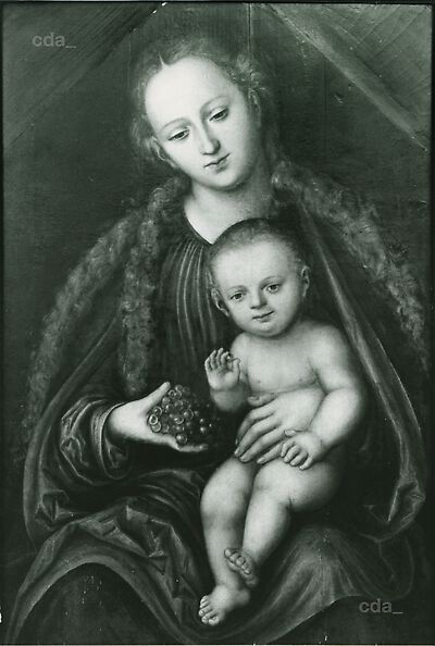 Die Madonna mit Traube und sitzendem Kind